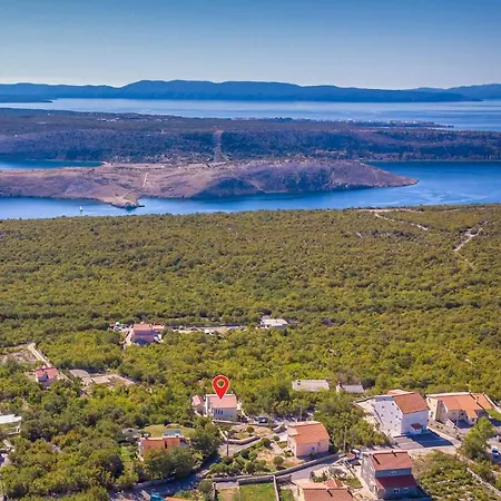 Nyaraló Stunning In With Jacuzzi, Wifi And Outdoor Swimming Pool Crikvenica