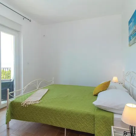 Nyaraló Stunning In With Jacuzzi, Wifi And Outdoor Swimming Pool *