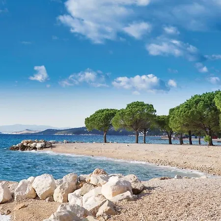 Stunning In With Jacuzzi, Wifi And Outdoor Swimming Pool * Crikvenica