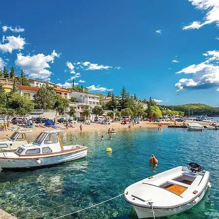 Stunning In With Jacuzzi, Wifi And Outdoor Swimming Pool Nyaraló Crikvenica