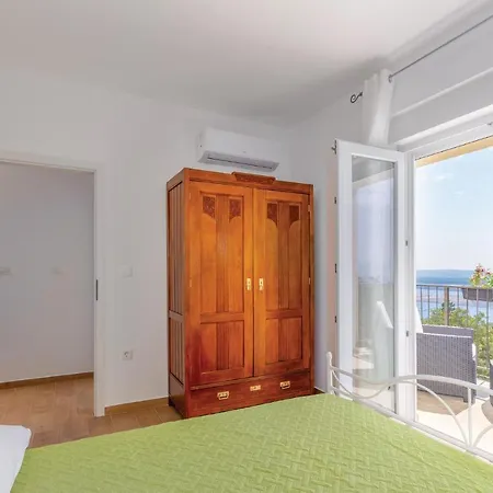 Stunning In With Jacuzzi, Wifi And Outdoor Swimming Pool *